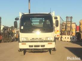 2005 Isuzu FTR900 Long - picture1' - Click to enlarge
