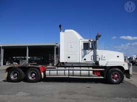 Mack CLR Superliner - picture0' - Click to enlarge