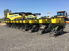 Norseman Techni-Plant Planters Seeding/Planting Equip - picture0' - Click to enlarge