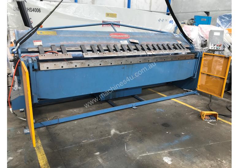 caption Just In - Late Model Steelmaster 3200mm x 4mm NC Programmable Panbrake Folder