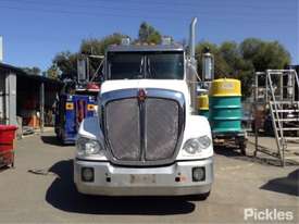 2014 Kenworth T409 - picture1' - Click to enlarge