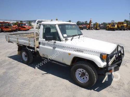 TOYOTA LANDCRUISER Ute