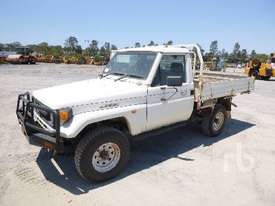 TOYOTA LANDCRUISER Ute - picture0' - Click to enlarge