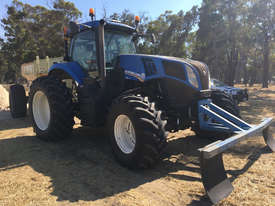 New Holland T8.330 FWA/4WD Tractor - picture1' - Click to enlarge