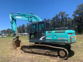 Kobelco SK210 Tracked-Excav Excavator - picture1' - Click to enlarge