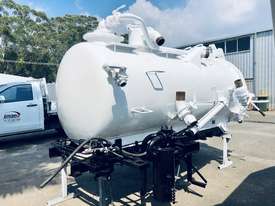   MORITO 3500L SUCTION VACUUM TANKER COMPLETE TIPPING UNIT - picture2' - Click to enlarge