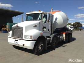 2011 Kenworth T359A - picture2' - Click to enlarge