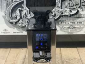 ZF64 ELECTRONIC BRAND NEW STAINLESS STEEL ESPRESSO COFFEE GRINDER - picture0' - Click to enlarge