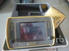 TOPCON MCR3 GPS - picture0' - Click to enlarge