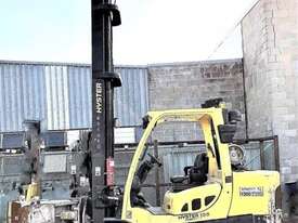 Hyster S155FT Pneumatic Tire Forklift - picture0' - Click to enlarge