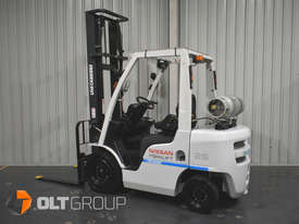 Nissan Unicarriers 2.5 Tonne Forklift LPG 2016 Series Low Hours 4500mm Lift Height - picture0' - Click to enlarge