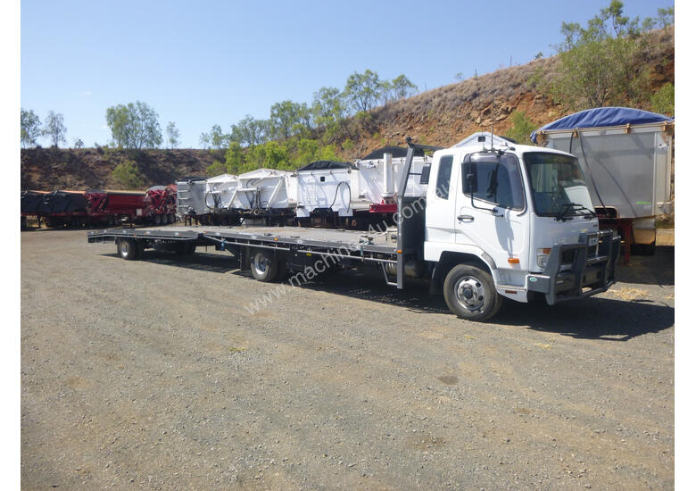 caption Mitsubishi FK600 Fighter Car Transporter Truck