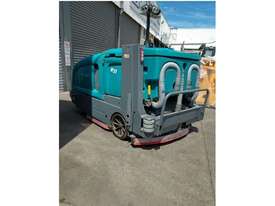 NEW TENNANT M30 SWEEPER-SCRUBBER - picture1' - Click to enlarge