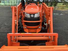 Kubota L4600 Tractor Loader Bucket - picture2' - Click to enlarge