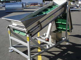 Wyma Gooseneck Box Filler - picture2' - Click to enlarge