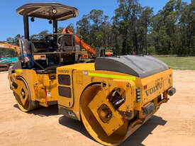 Volvo DD70HF Static Roller Roller/Compacting - picture0' - Click to enlarge