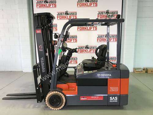TOYOTA 7FBE20 53036 3 WHEEL COUNTER BALANCED FORKLIFT CONTAINER MAST