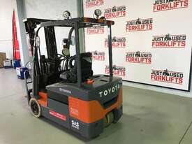 TOYOTA 7FBE20 53036 3 WHEEL COUNTER BALANCED FORKLIFT CONTAINER MAST - picture0' - Click to enlarge