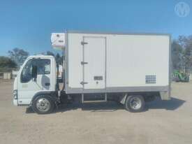 Isuzu N5 NKR - picture2' - Click to enlarge