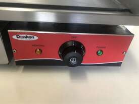 Electric Commercial Griddle 55 cm Width - picture2' - Click to enlarge