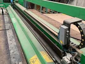 Glass cutting machine - picture0' - Click to enlarge