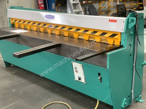 2500mm x 3.2mm Hydraulic Guillotine Ready To Go - Volt