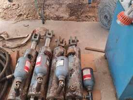 Hydraulic 3 phase pump and 4x 120mm - picture1' - Click to enlarge