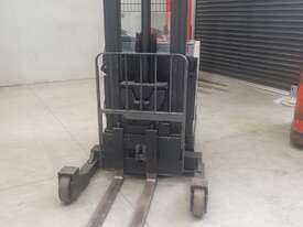 Crown 1.6T Stand In Reach Truck with brand new batteries - picture1' - Click to enlarge