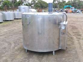 2,030lt STAINLESS STEEL TANK, MILK VAT - picture2' - Click to enlarge