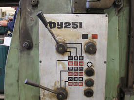 Friedrich Engels FY251 universal milling machine (415Volt) - picture2' - Click to enlarge