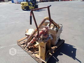 PALLET COMPRISING OF PIPE, PUMPS & VALVES - picture0' - Click to enlarge
