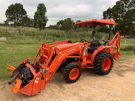 Kubota L3800HD FWA/4WD Tractor - picture2' - Click to enlarge