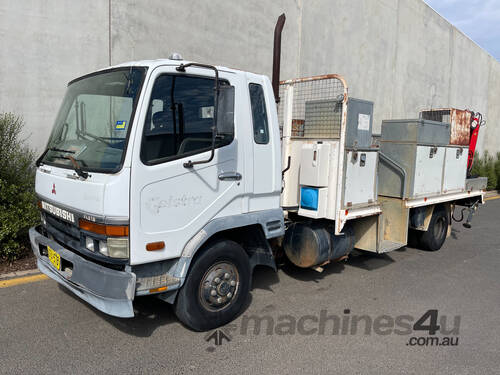 Mitsubishi FK618 Service Body Truck