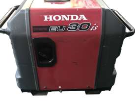 Honda Inverter Generator 3 KVA Silent Portable Petrol EU30IS - Used Item - picture0' - Click to enlarge