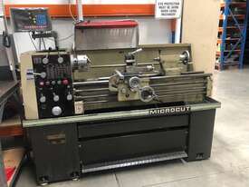 Engine Lathe - Taiwanese Make - picture0' - Click to enlarge