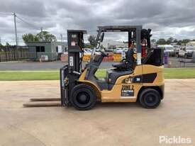 2014 Caterpillar DP30NT - picture1' - Click to enlarge