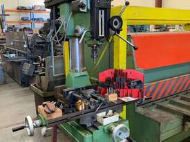 Taiwanese 240volt Mill Drill on Stand  - picture0' - Click to enlarge