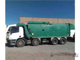** UNDER OFFER ** Daf CF85 Front Lift Garbage Compactor - picture2' - Click to enlarge