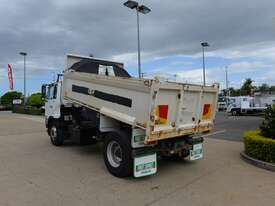 2010 NISSAN UD PK 10 - Tipper Trucks - picture1' - Click to enlarge