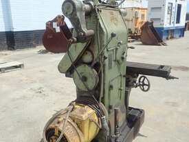 DENBIGH 3 PHASE MILLING MACHINE - picture0' - Click to enlarge