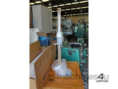 caption Mitutoyo 520-165 Vernier Height Gauge