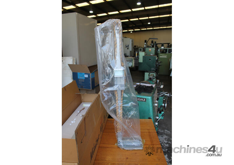 caption Mitutoyo 520-165 Vernier Height Gauge
