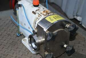 Alpha Laval SSP Pumps S2-0018-H10 Stainless Lobe Pump 1 12 DIN