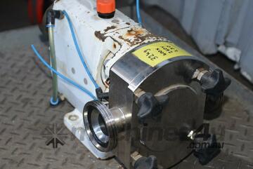 Alpha Laval SSP Pumps S2-0018-H10 Stainless Lobe Pump 1 12 DIN