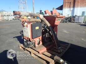 DITCH WITCH COMPRISING OF 2 X 1514 LITRE POLY TANKS & 1 X FM13V PUMP - picture0' - Click to enlarge