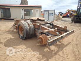 2001 ROAD WEST TRANSPORT DOL200 TRI AXLE CONVERTER DOLLY - picture2' - Click to enlarge