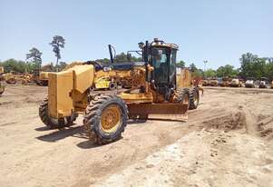 Caterpillar 2011 CAT 140M Grader