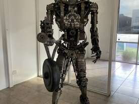 METAL TERMINATOR SCULPTURE - picture0' - Click to enlarge