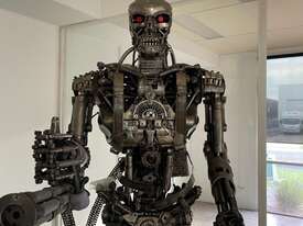 METAL TERMINATOR SCULPTURE - picture1' - Click to enlarge