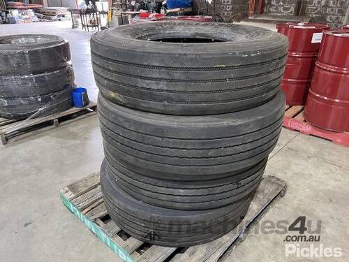 4 Truck Tyres